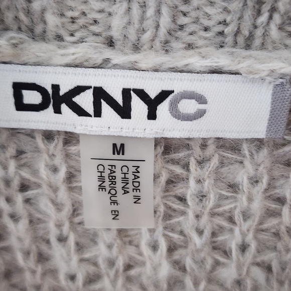 DKNYC Wool Mohair Blend Cowl Neck Slouchy Knit Sweater Women's M Overzied - Picture 5 of 8